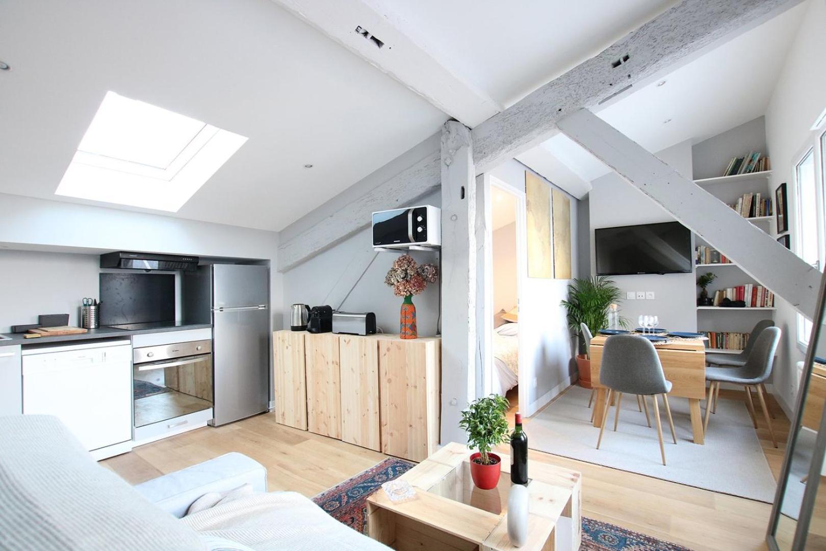 Guestready - Sunny Attic Apt Near Grand Theatre Bordeaux Exterior foto
